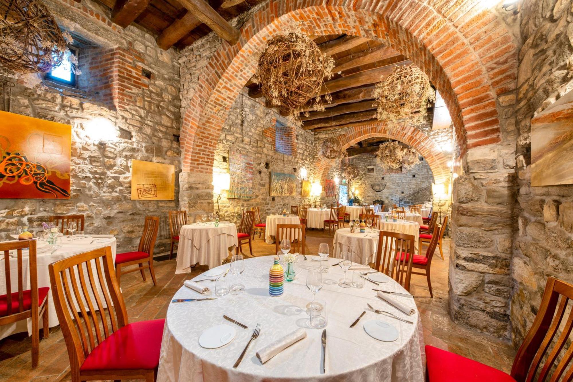 Relais & Spa Castello Di Casiglio 에르바 외부 사진