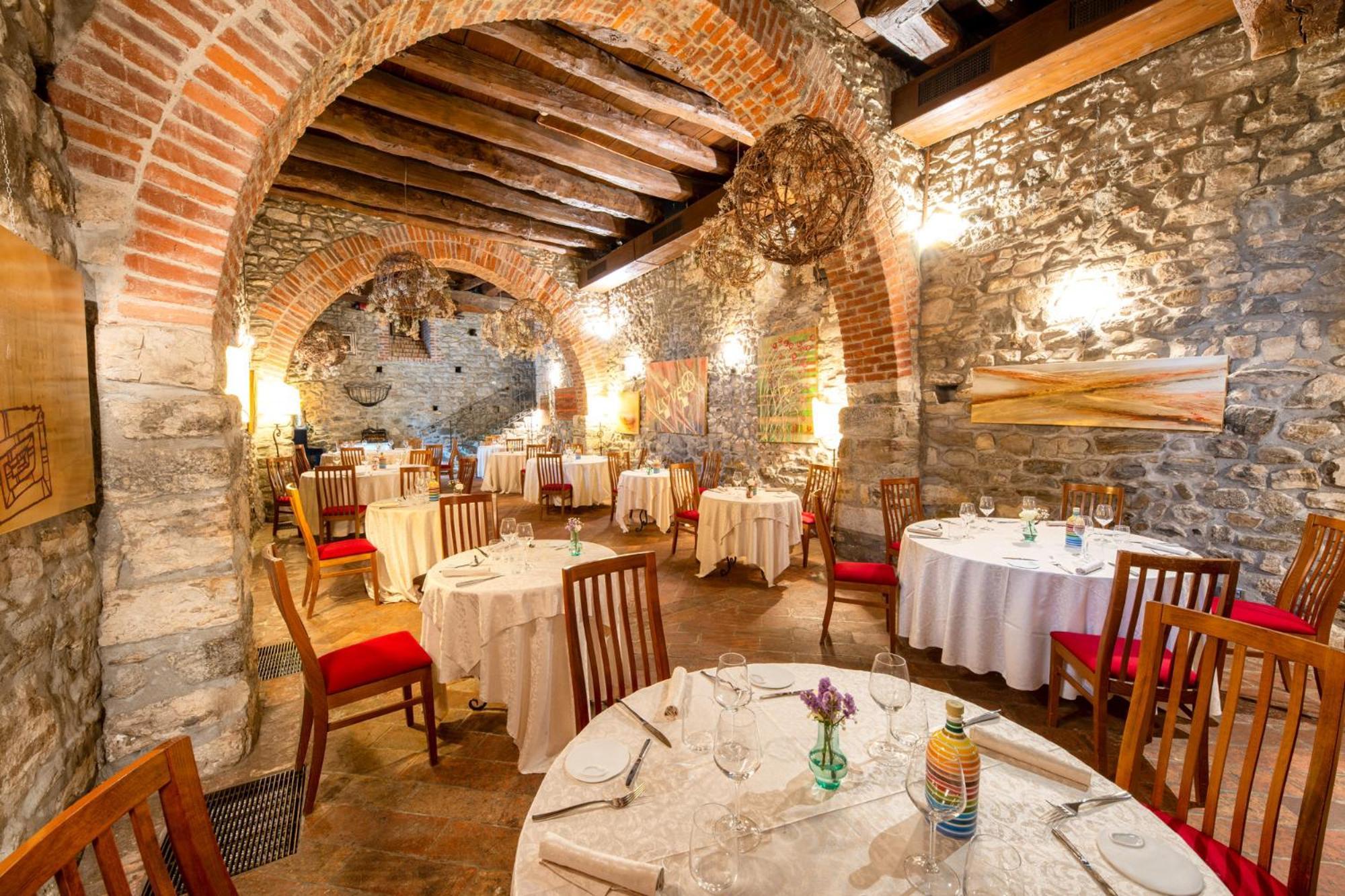 Relais & Spa Castello Di Casiglio 에르바 외부 사진